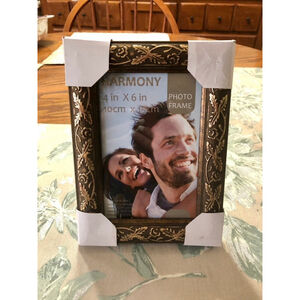 Picture Frame Brown Wood With Gold 4x6 New